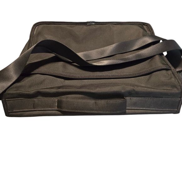 Tumi Laptop Bag Alpha Messenger Sling Bag 22202DE 17" - Picture 5 of 16